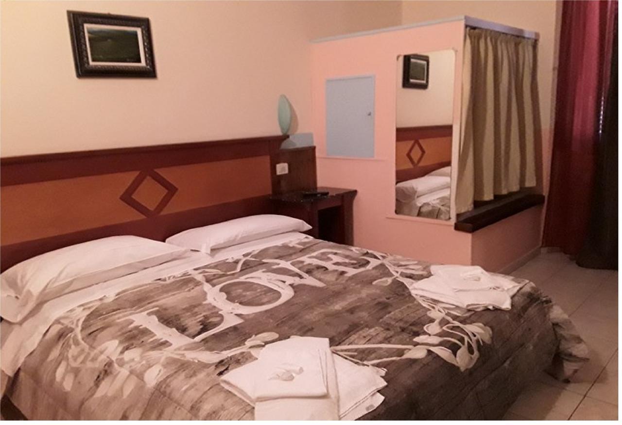 Hotel Maida ฟอลลอนนีกา ภายนอก รูปภาพ